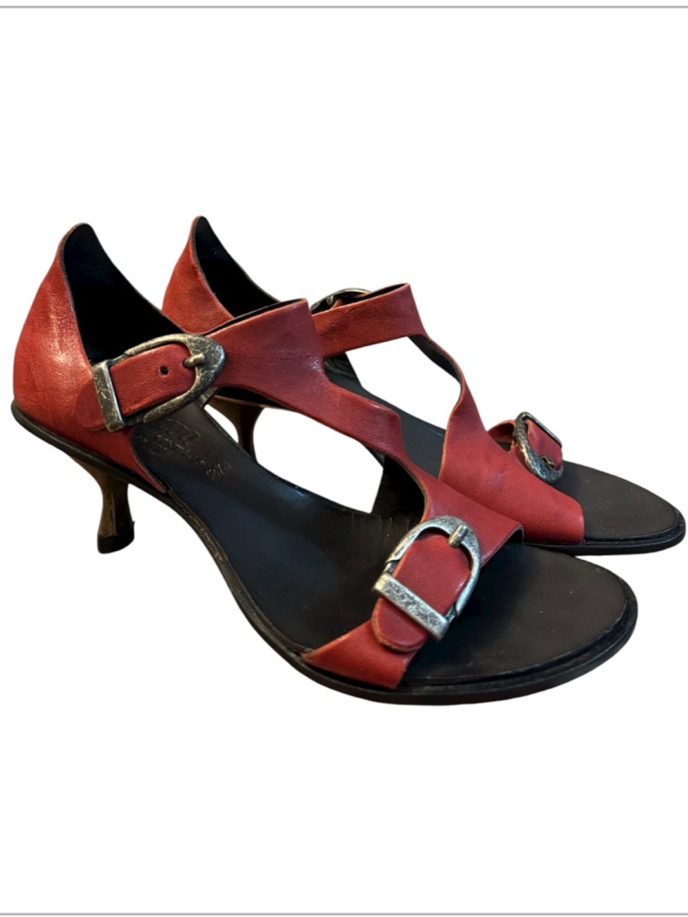 CYDWOQ Vintage Steam Caliente Red Leather Buckle Heeled Sandals Size 38.5